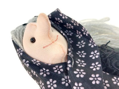 Czarownica z miotłą 18cm