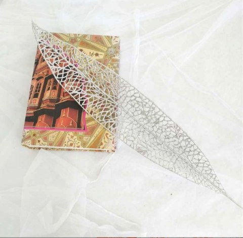 Liść 10szt sztuczny brokat 50 x 8cm SREBRNY DEZ-101A